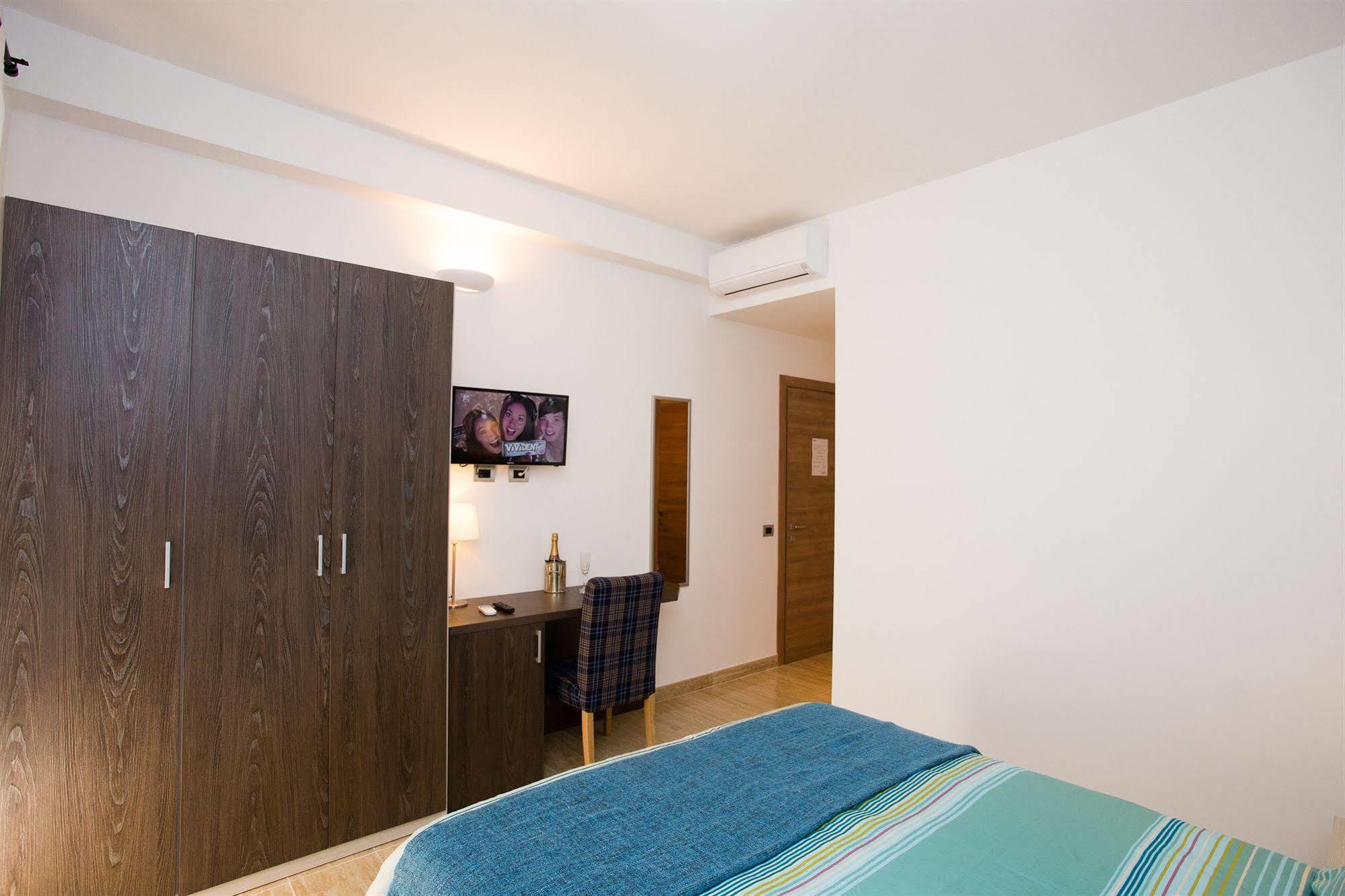 Trastevere's Friends Bed & Breakfast 3*